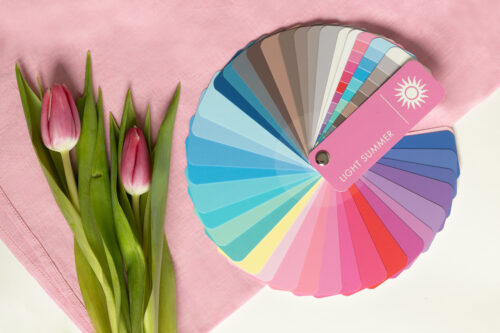 Henkariin Light Summer-väripaletti